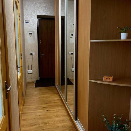 Babylon Apartments On Soborna 2Rooms Riwne Exterior foto