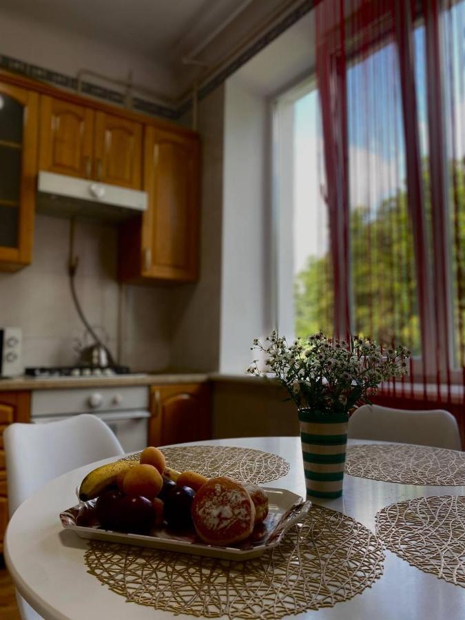 Babylon Apartments On Soborna 2Rooms Riwne Exterior foto